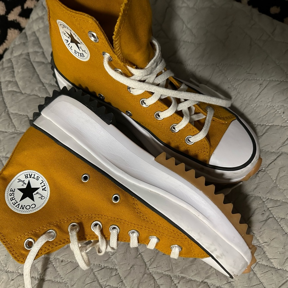 Converse Run Star Hike Platform Sneaker -  Sunflower / White / Gum